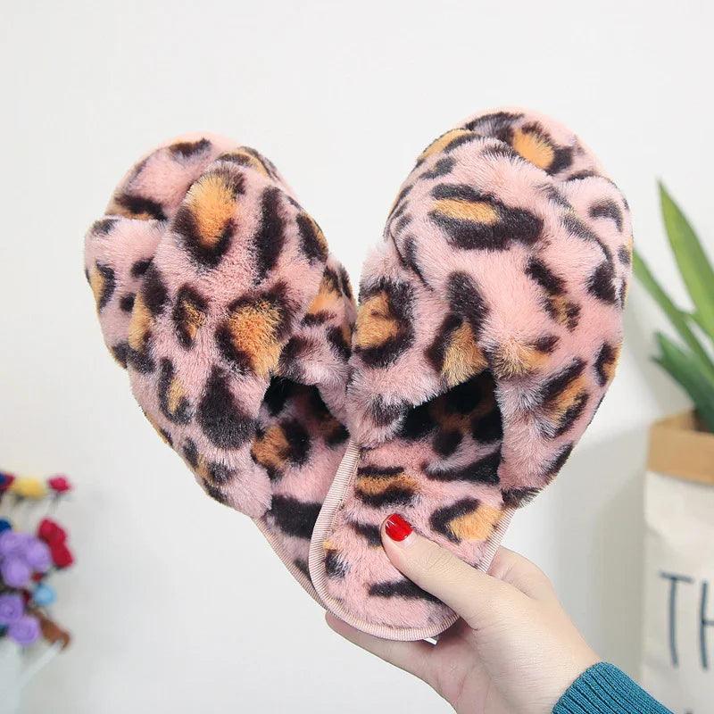 Chaussons Mignons à Lanières Croisées Léopard en Peluche Pour La Maison Chaussons Plates de Chambre Chaussons Pour FemmesEX-STOCK Canada