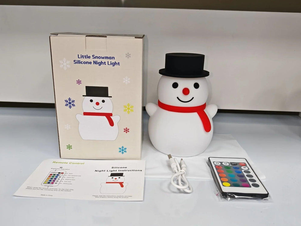 Lampada in silicone a forma di uomo di ghiaccio di Natale con telecomando e luce d'atmosferaEX-STOCK Canada