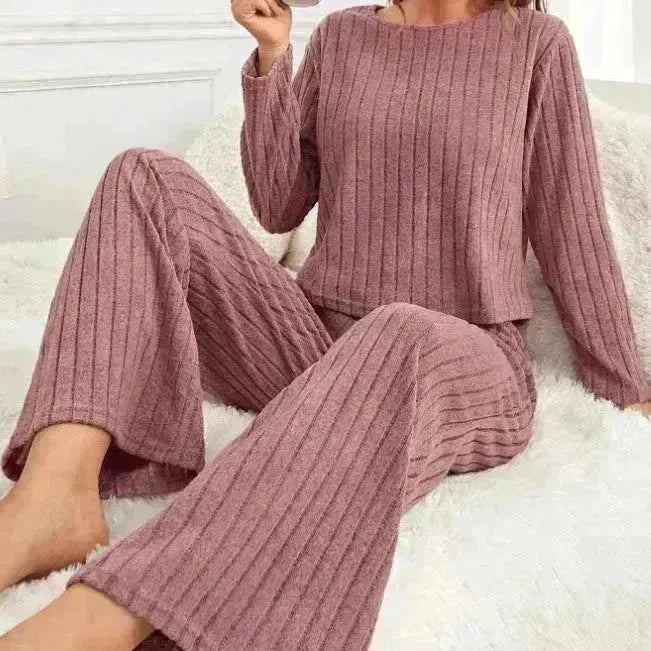 Le pantalon lâche rond à coude s'adapter aux vêtements