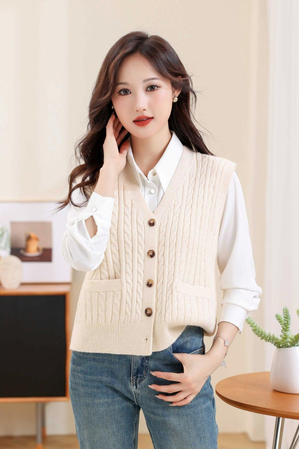 Gilet tricoté torsadé à col en V pour femmesEX-STOCK Canada