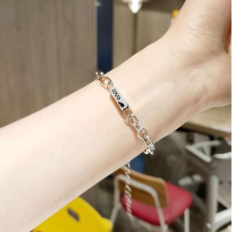 Einfaches Edelstahl-Armband für Paare mit Sonne, Mond und Liebe - EX-STOCK Canada