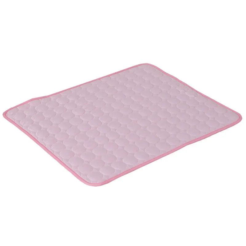Tapis de refroidissement portable en soie glacée pour animaux en étéEX-STOCK Canada