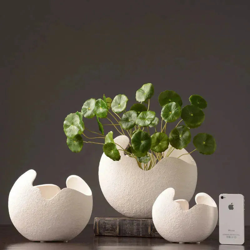 Simple white ceramic vase decoration - EX-STOCK CANADA