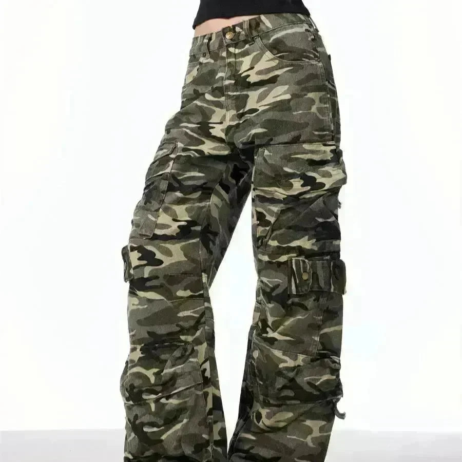 Retro Design Camouflage Cargo Pants Women - EX-STOCK CANADA