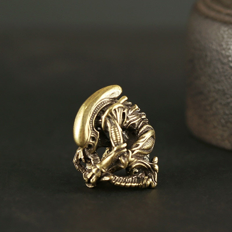 1 Pc Exquisite Antique Brass Chinese God Of Wealth Ornament - Attracts Abundance And Good Fortune With Powerful Fengshui Energy, Hand-Sculpted For Harmonious Balance - Ideal For Home, Office, Or Deskt EX-STOCK