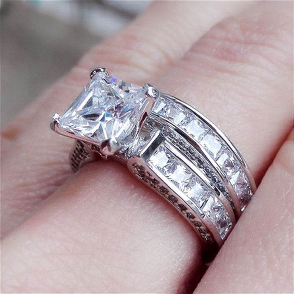 New Style Charm Couple Rings His Her Silver Color Princess Cut CZ Anniversary Promise Wedding Engagement Ring Sets - EX-STOCK Canada