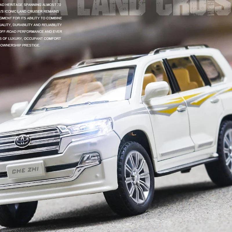 Modèle de voiture tout-terrain en alliage avec retour automatique, son et lumièreEX-STOCK Canada