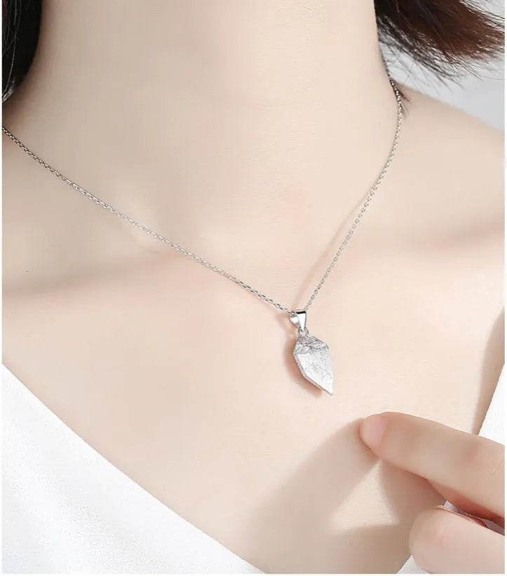Creative Magnet Necklace Love Heart Broken Men And Women - EX-STOCK Canada