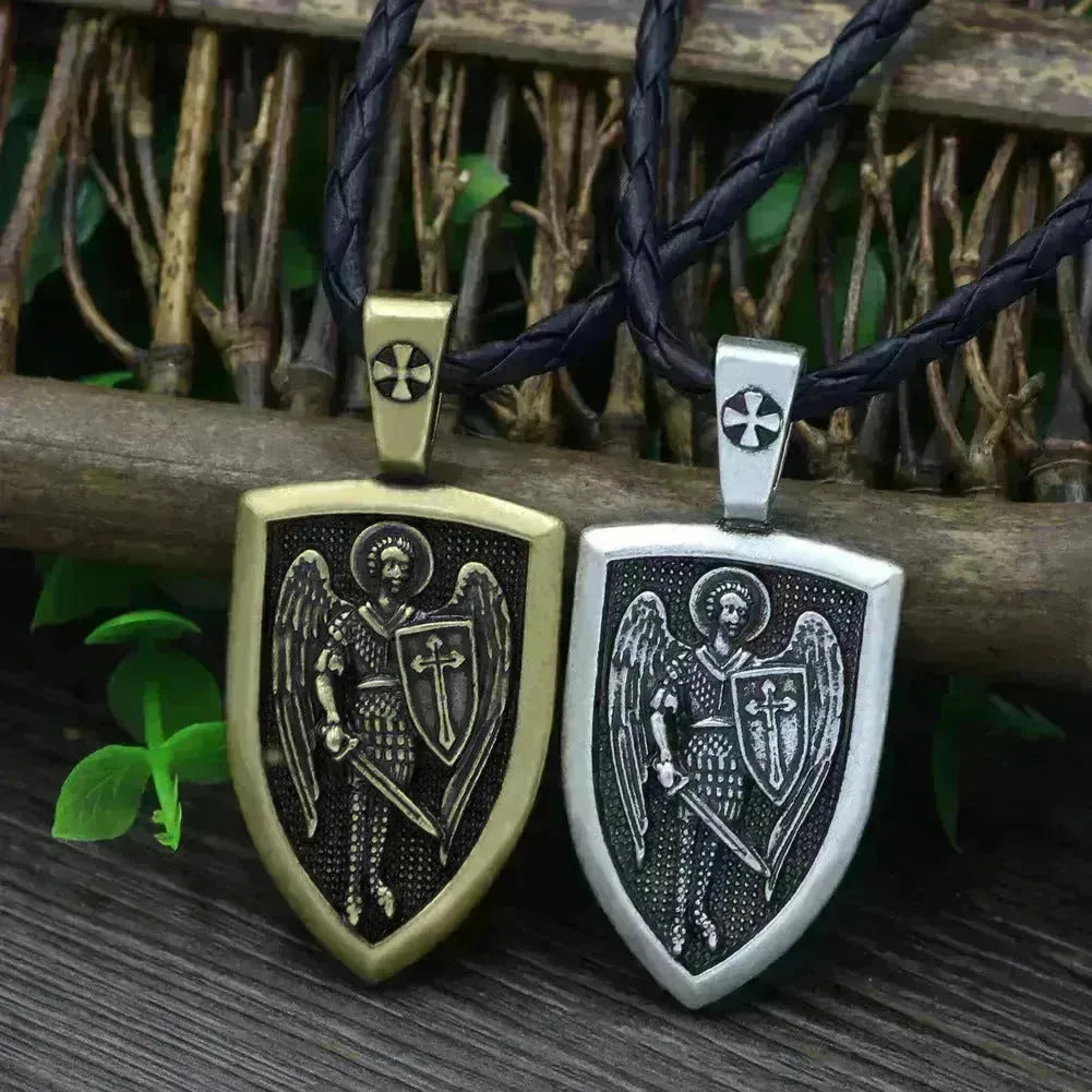 Collana a ciondolo di San Michael Arcangelo per uomini