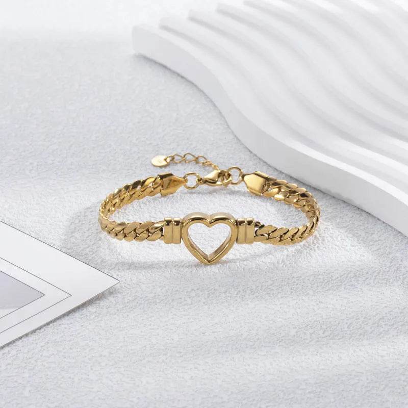Fashion Simple Hollow Heart Titanium Steel Valentine Bracelet gift - EX-STOCK Canada