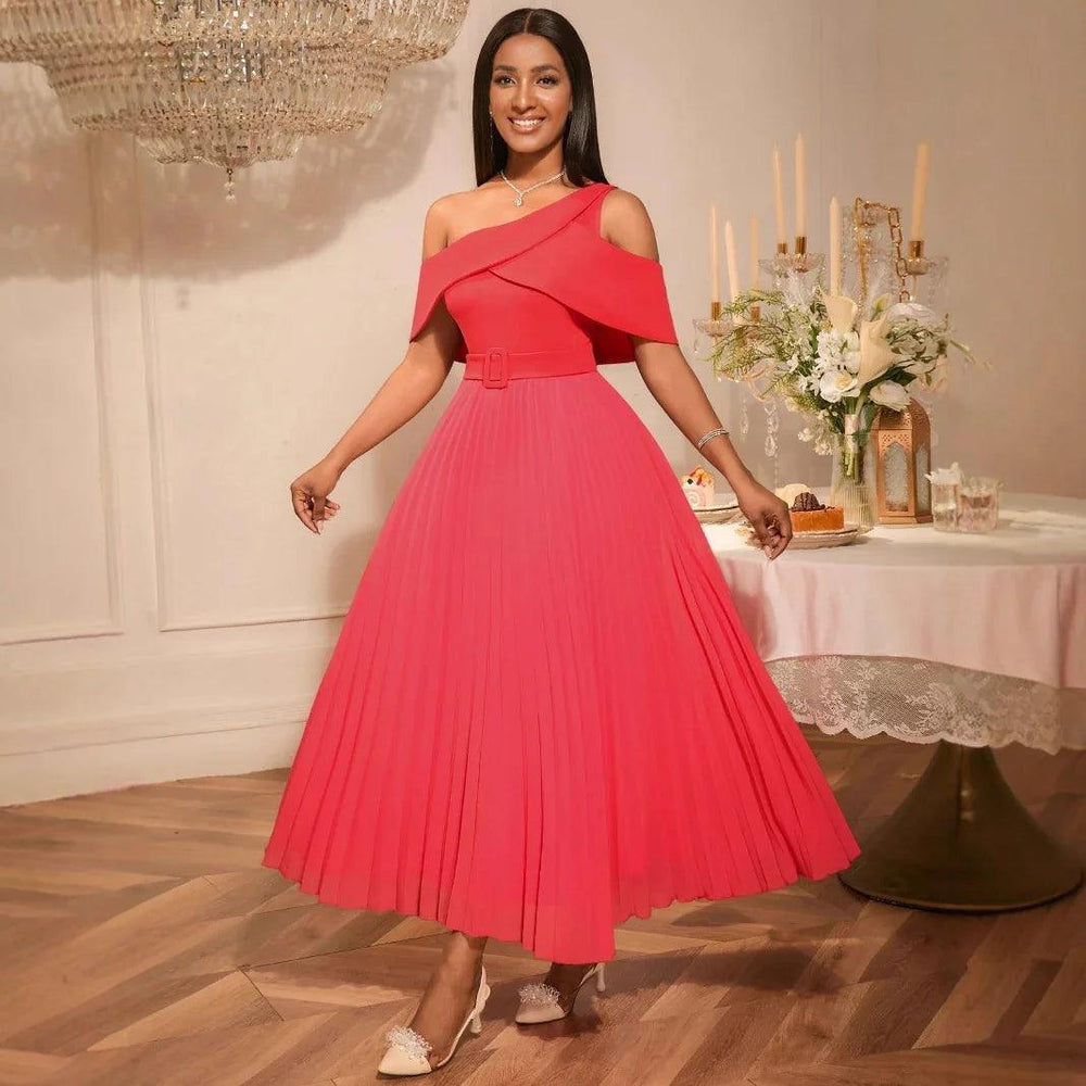 Robe plissée ajustée à la taille, élégante et raffinée, pour dînerEX-STOCK Canada