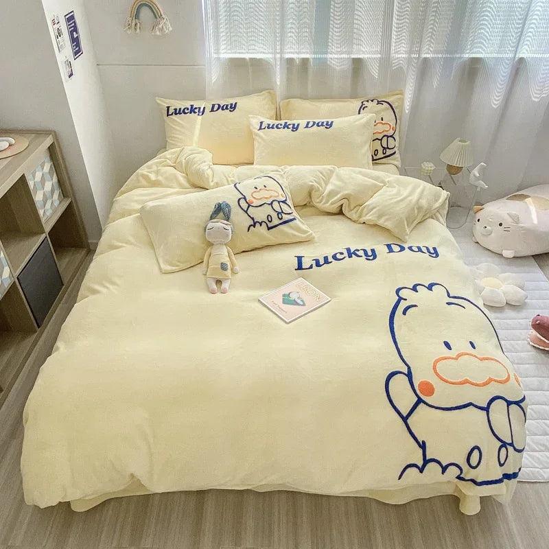 Ensemble de lit pour bébé avec couverture en polaire et chapeau, lait chaud épaissi, ensemble de quatre piècesEX-STOCK Canada
