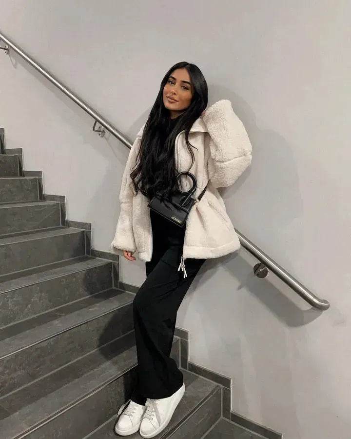 New Fashion Loose Anti-cashmere Hooded Zipper Huge Fleece Winter Jacket - EX-STOCK Canada