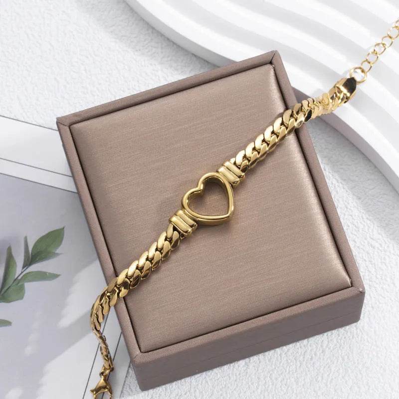 Fashion Simple Hollow Heart Titanium Steel Valentine Bracelet gift - EX-STOCK Canada