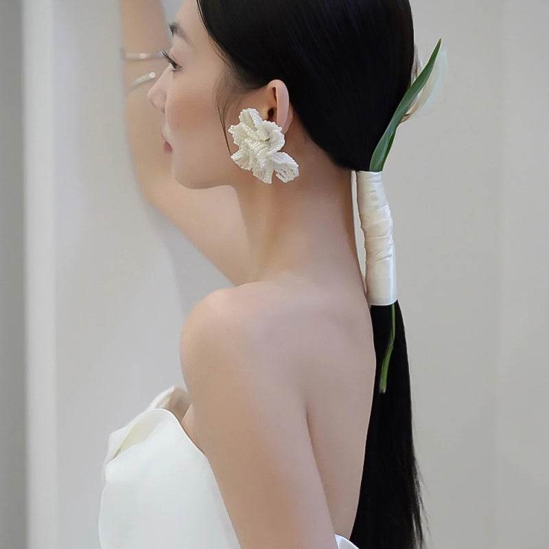 Bridal Beautiful Flowers Handmade Beaded Pearl Earrings - EX-STOCK Canada