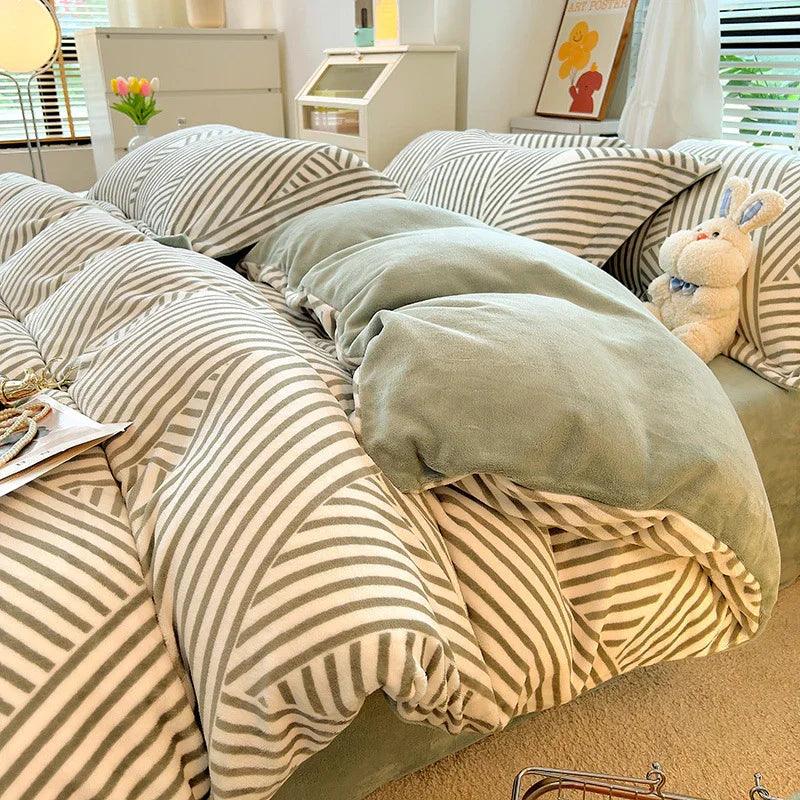 Nordic Striped Coral Fleece Duvet Cover Flannel Sheet Cover Three-piece Set EX-STOCK Canada