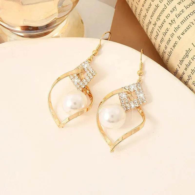 Women's Fashionable Temperamental All-match Pearl drop Earrings - EX-STOCK Canada