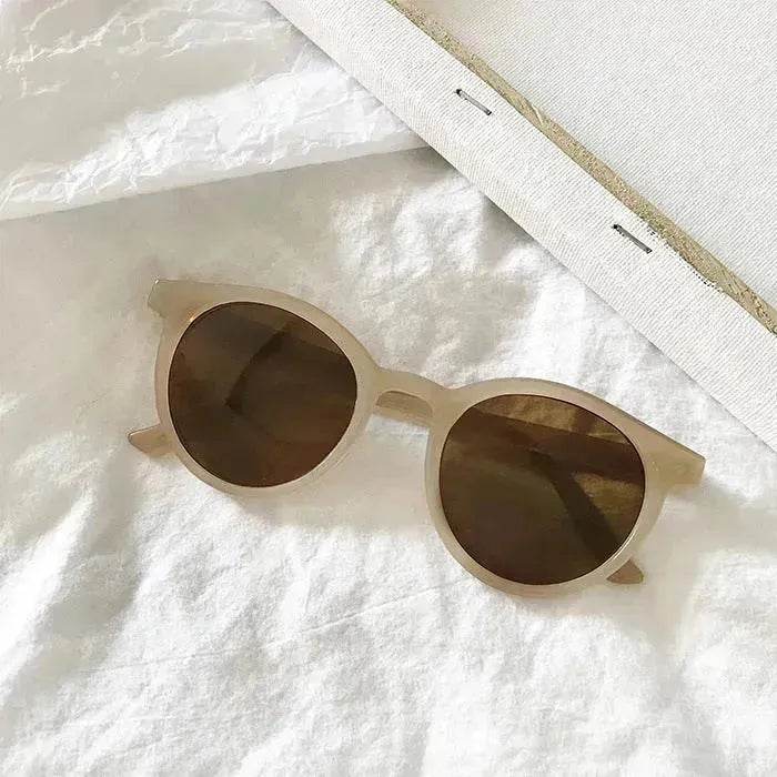 Unisex sunglasses round frame Glass UV400 - EX-STOCK Canada