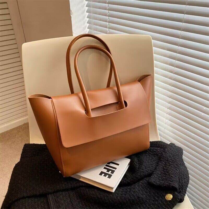 Fashion Leather Shoulder Bag Large Capacity Handbags Simple Retro Tote Bags - EX-STOCK Canada