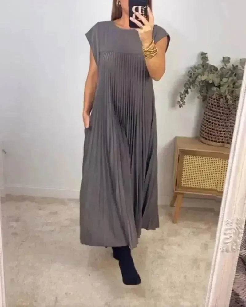 Women Summer Pleated Maxi Dress Casual Short Sleeve Crewneck Flowy Swing Long Dress with Pockets - EX-STOCK Canada