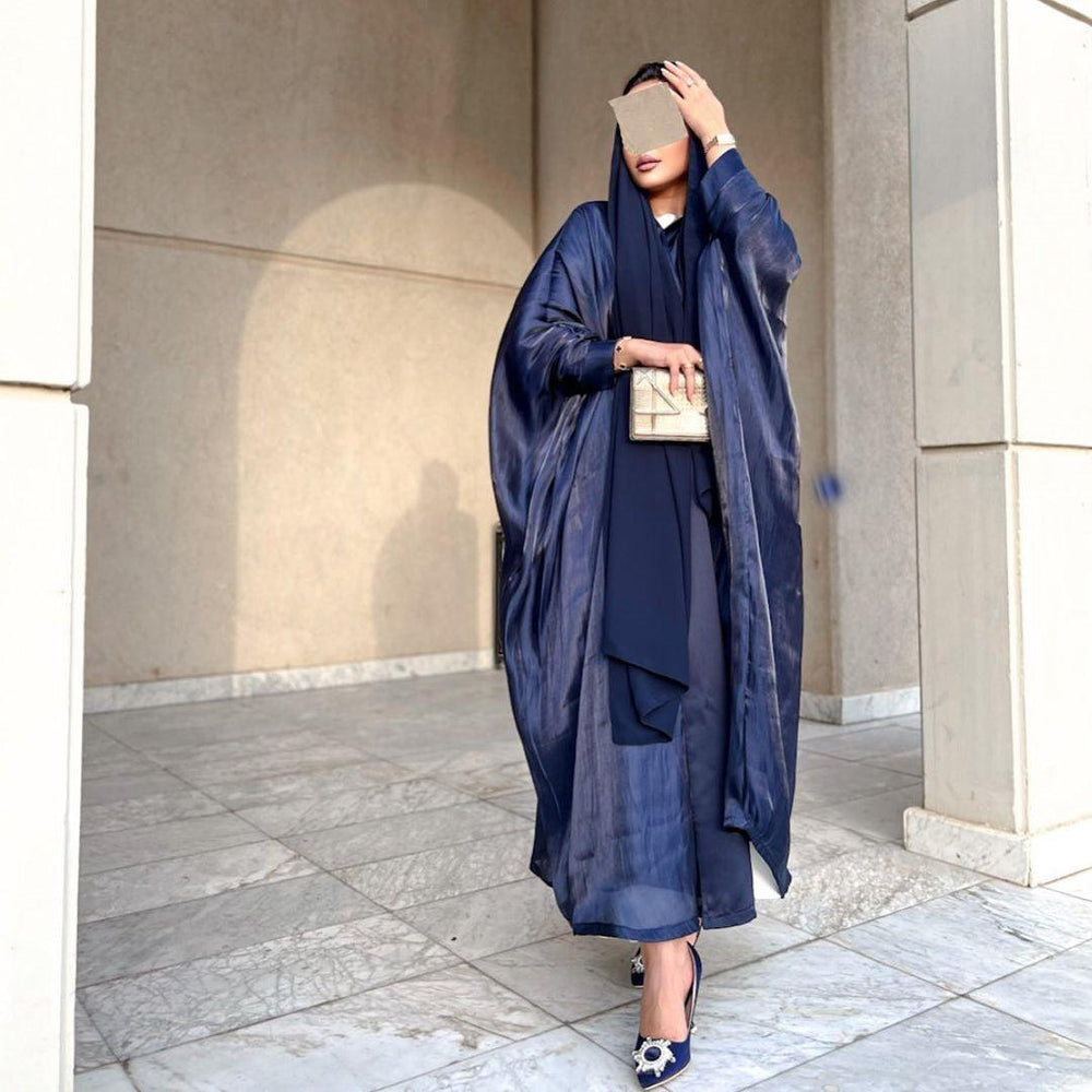 Robe musulmane en satin de soie brillante à manches chauve-souris - EX-STOCK Canada