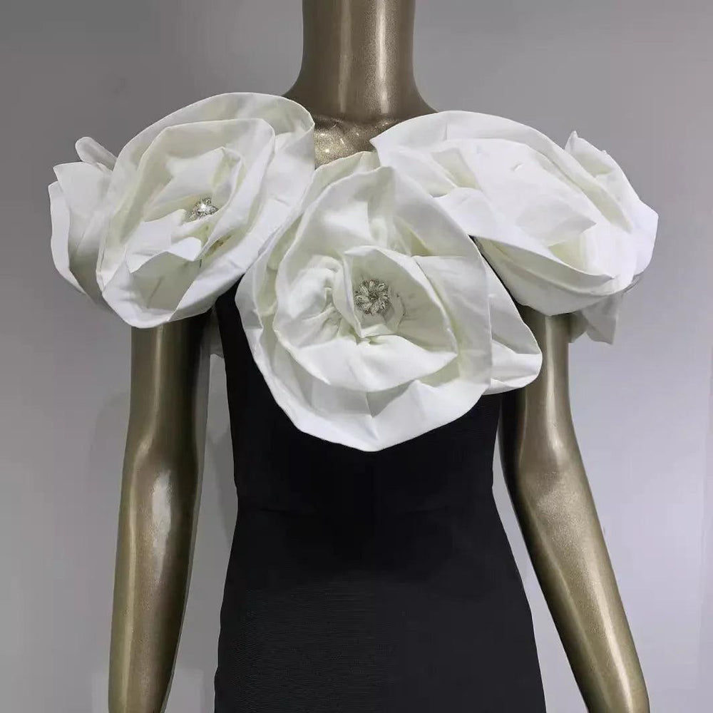 Robe blanche à fleurs grandes pour femmes avec bandeEX-STOCK Canada
