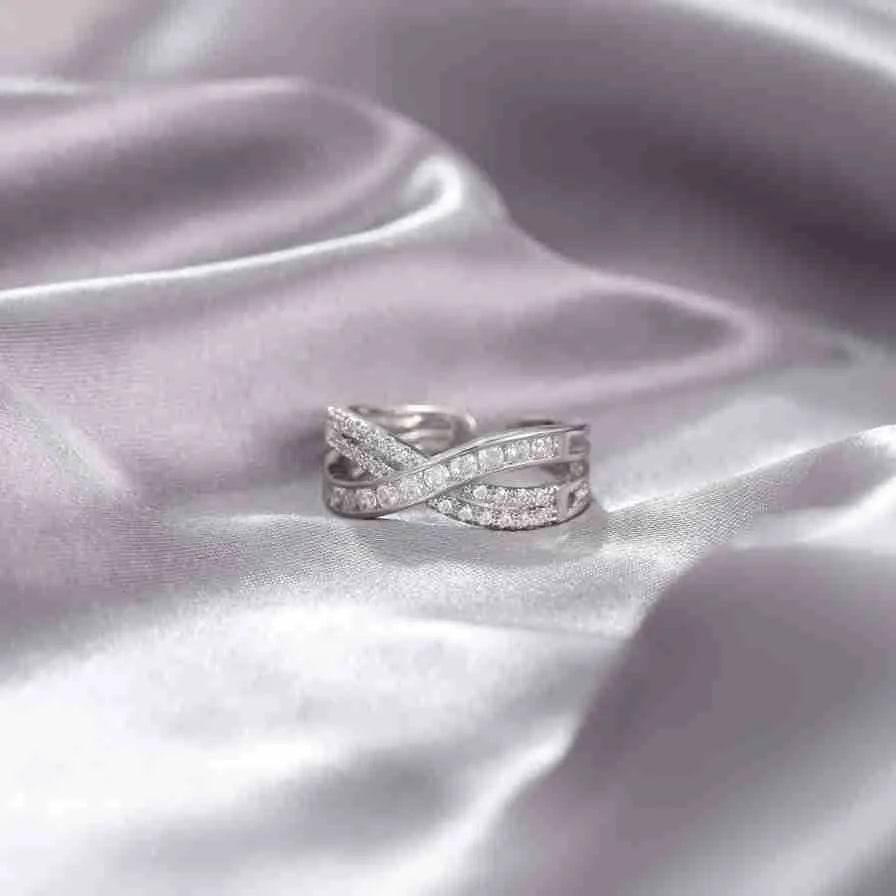 Niche Opening Adjustable Non-fading Cross Ring - EX-STOCK Canada