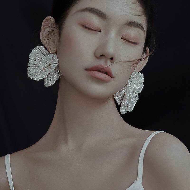 Bridal Beautiful Flowers Handmade Beaded Pearl Earrings - EX-STOCK Canada