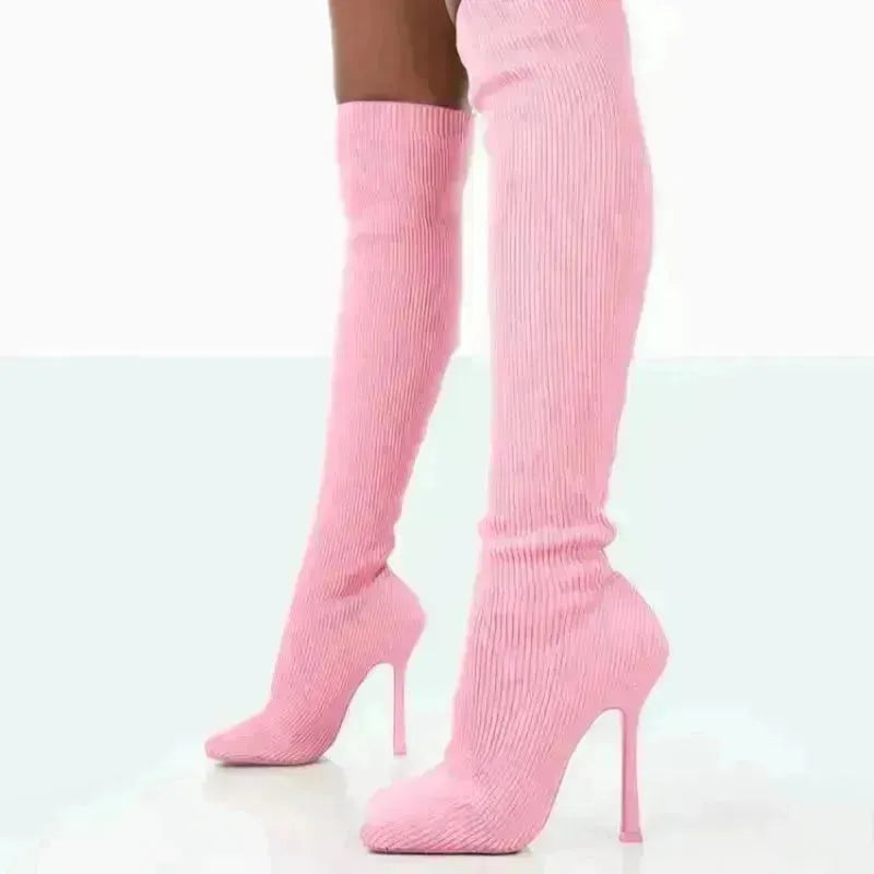 Cuisses bottes hautes femmes sur les bouts longs du genou chaussures de mode