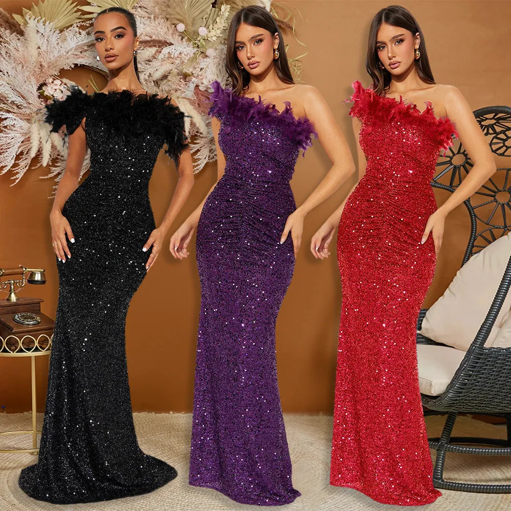 Robe formelle de luxe en plumes