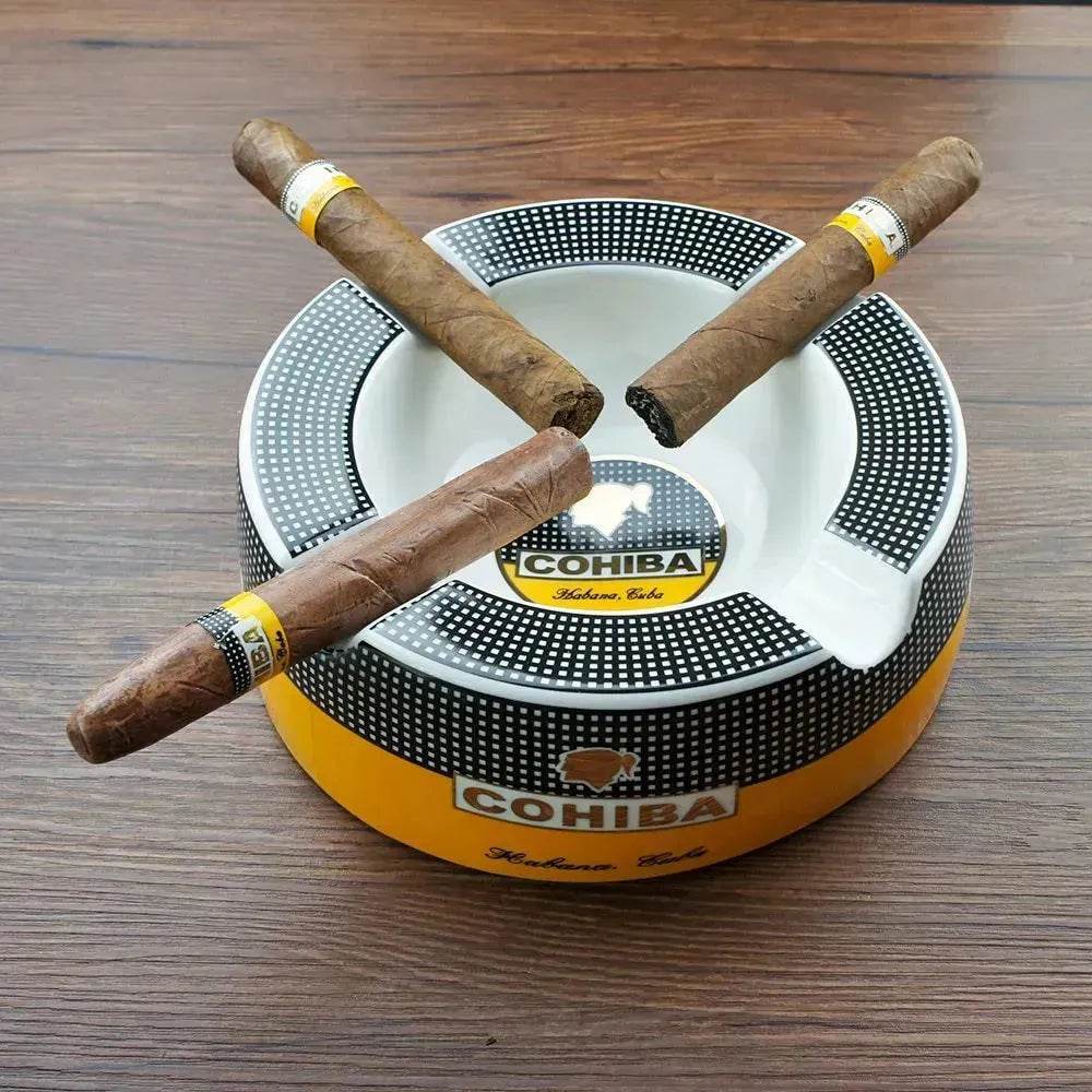 Cigar four middle round ashtray - EX-STOCK Canada