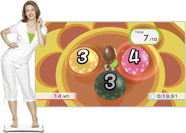 Wii Fit Plus W/ Official Nintendo Wii Balance Board