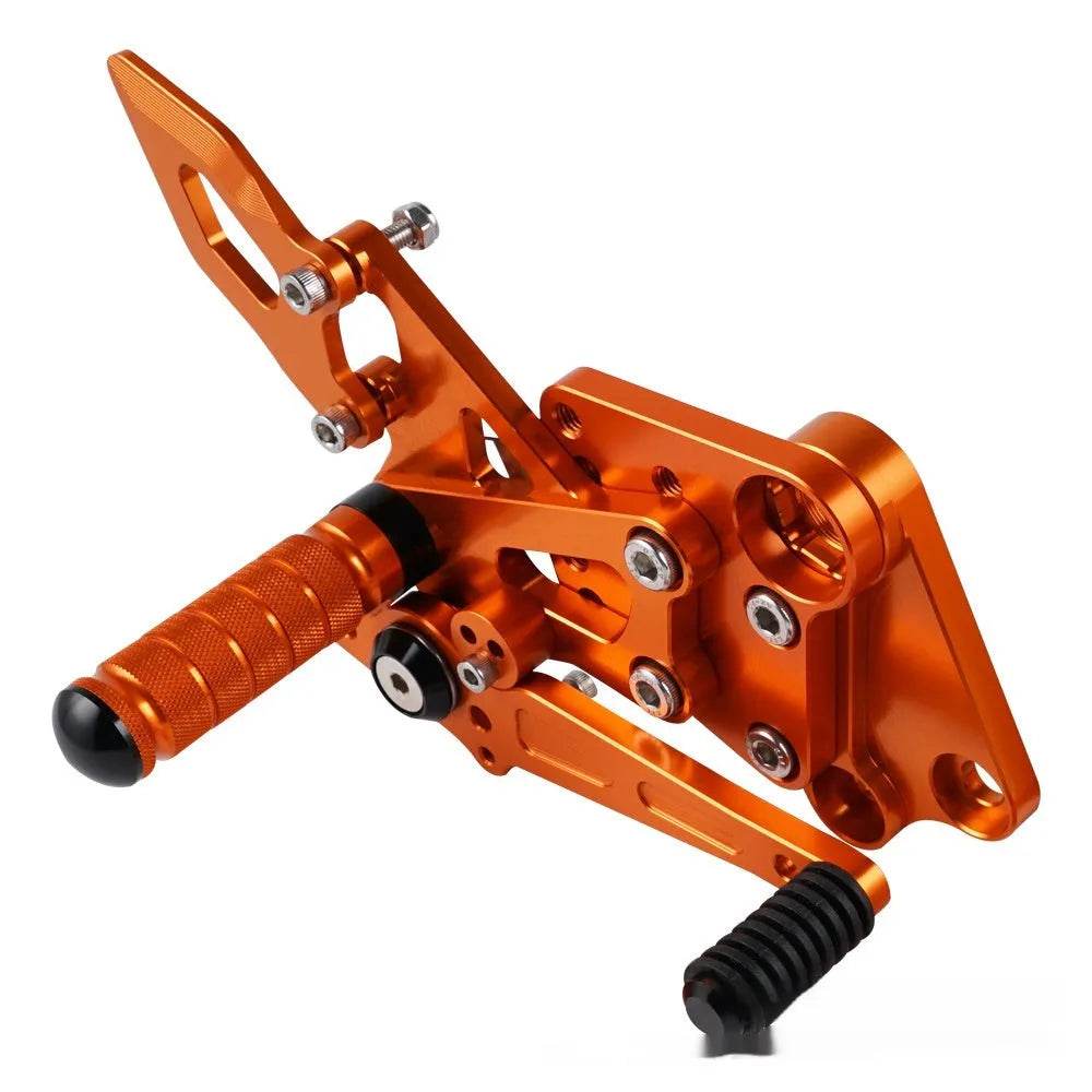 KTMDUKE 125200250390 Foot Pedal Bracket Support Assembly - EX-STOCK Canada