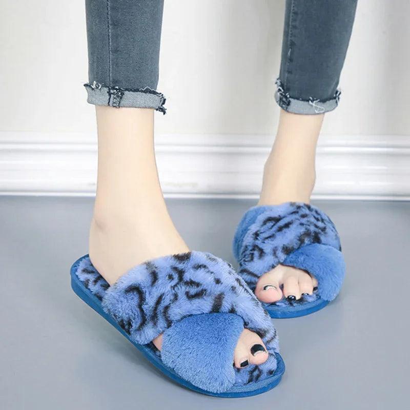 Chaussons Mignons à Lanières Croisées Léopard en Peluche Pour La Maison Chaussons Plates de Chambre Chaussons Pour FemmesEX-STOCK Canada
