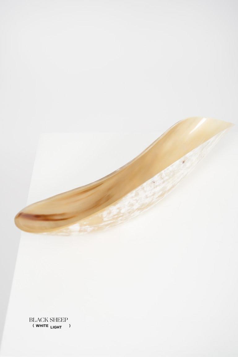 Vase ovale léger à corne Ankole & GyrEX-STOCK Canada