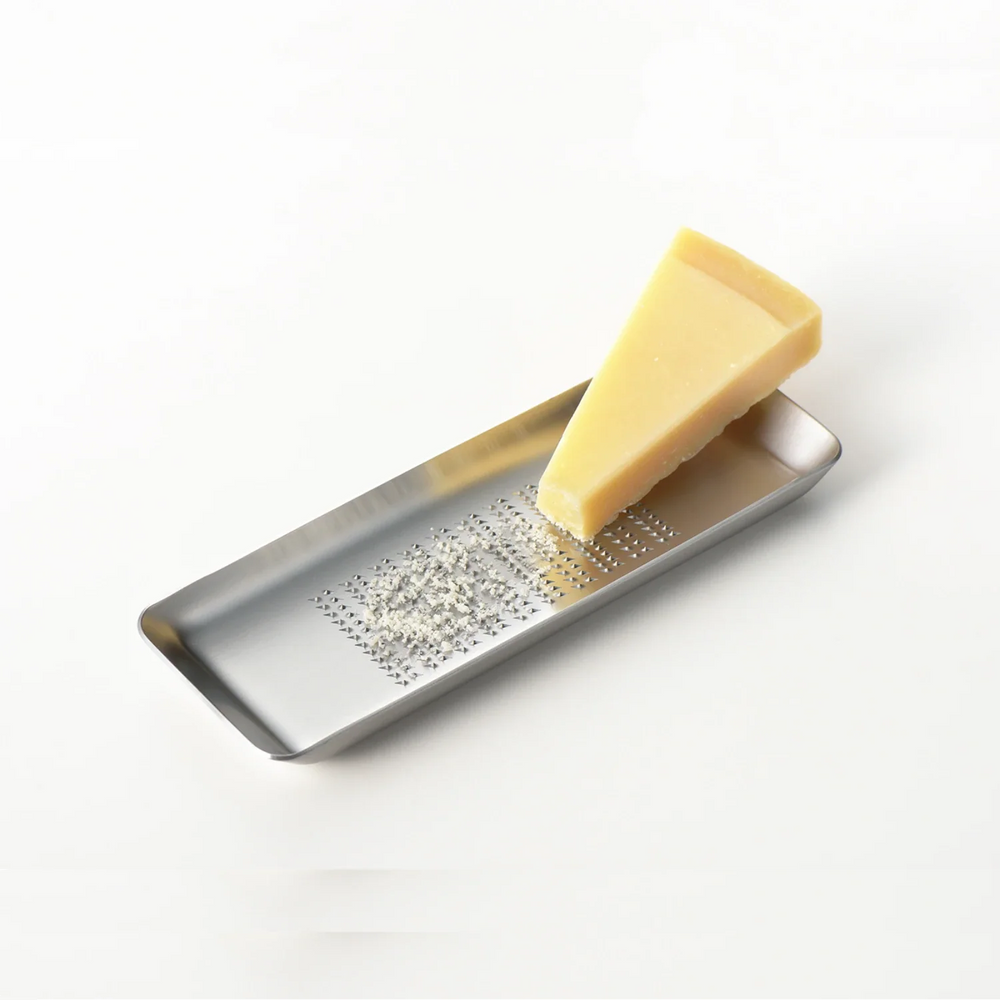 Eatoco Oros L Large Grater – Japanese Stainless Steel Tray Zester & Condiment Grater