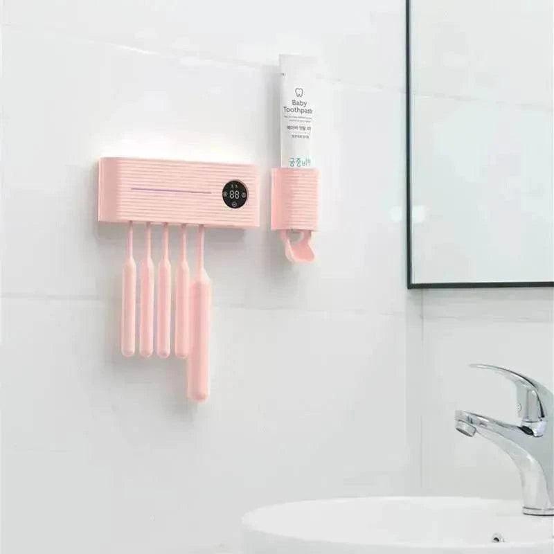 Boîte de désinfection de brosse à dents avec séchage automatique à l'air et fixation murale - EX-STOCK Canada