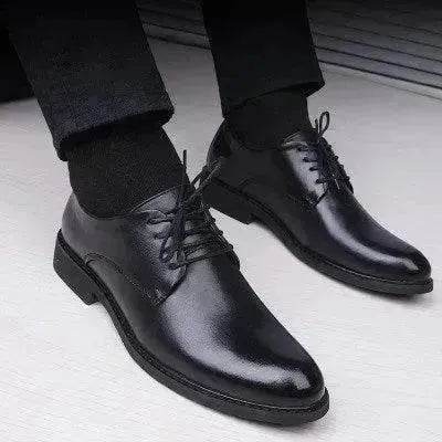 Zapatos negros de punta para hombre - EX-STOCK Canada