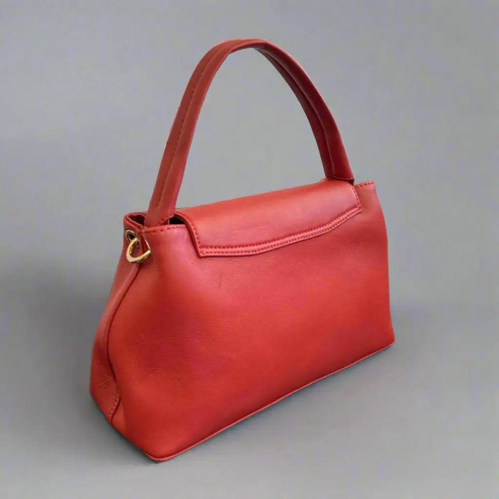 Elegante Schafsleder-Tasche mit KlappenhenkelEX-STOCK Canada