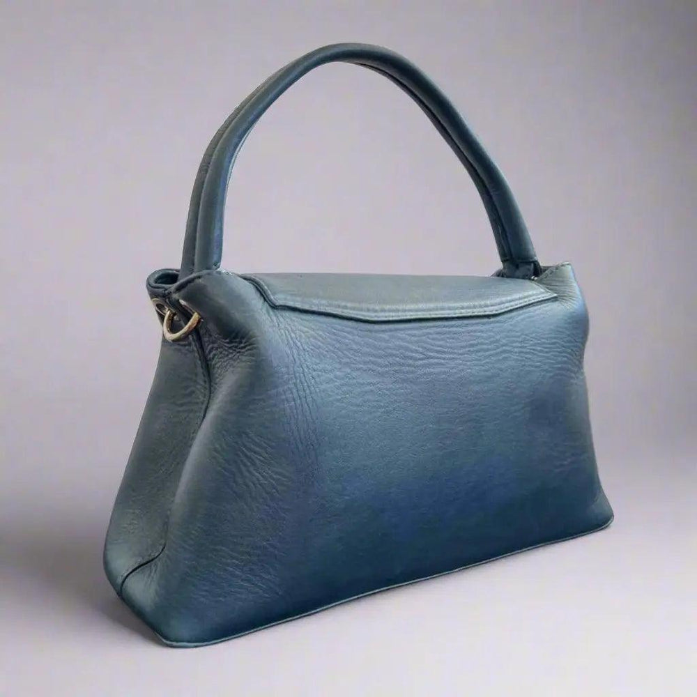 Elegante Schafsleder-Tasche mit KlappenhenkelEX-STOCK Canada