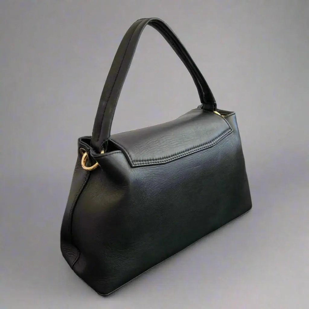 Elegante Schafsleder-Tasche mit KlappenhenkelEX-STOCK Canada