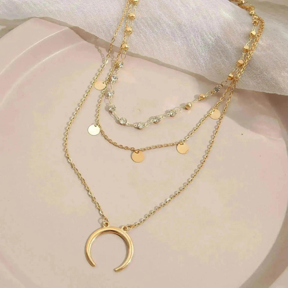 Collier européen et américain à petites tranches rondes avec pompon en forme de lune multicouche - EX-STOCK Canada