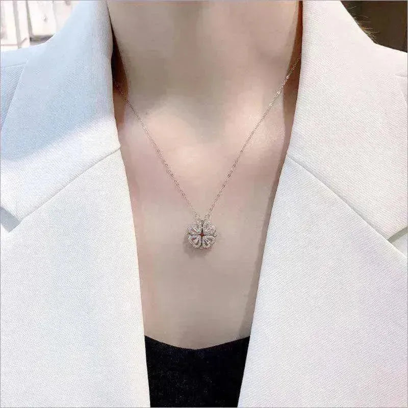 Collar de mujer con trébol de cuatro hojas deformable desmontable de estilo explosivo - EX-STOCK CANADA