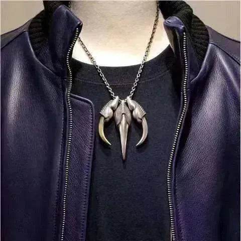 Fashion Retro Jack Dragon Claw Copper Pendant - EX-STOCK Canada