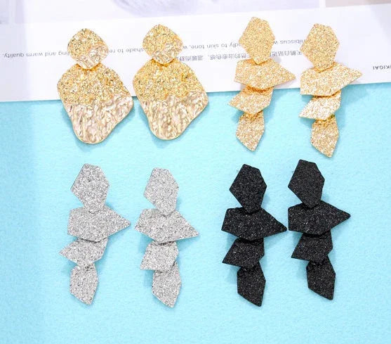 Pendientes de desfile de modaEX-STOCK Canada