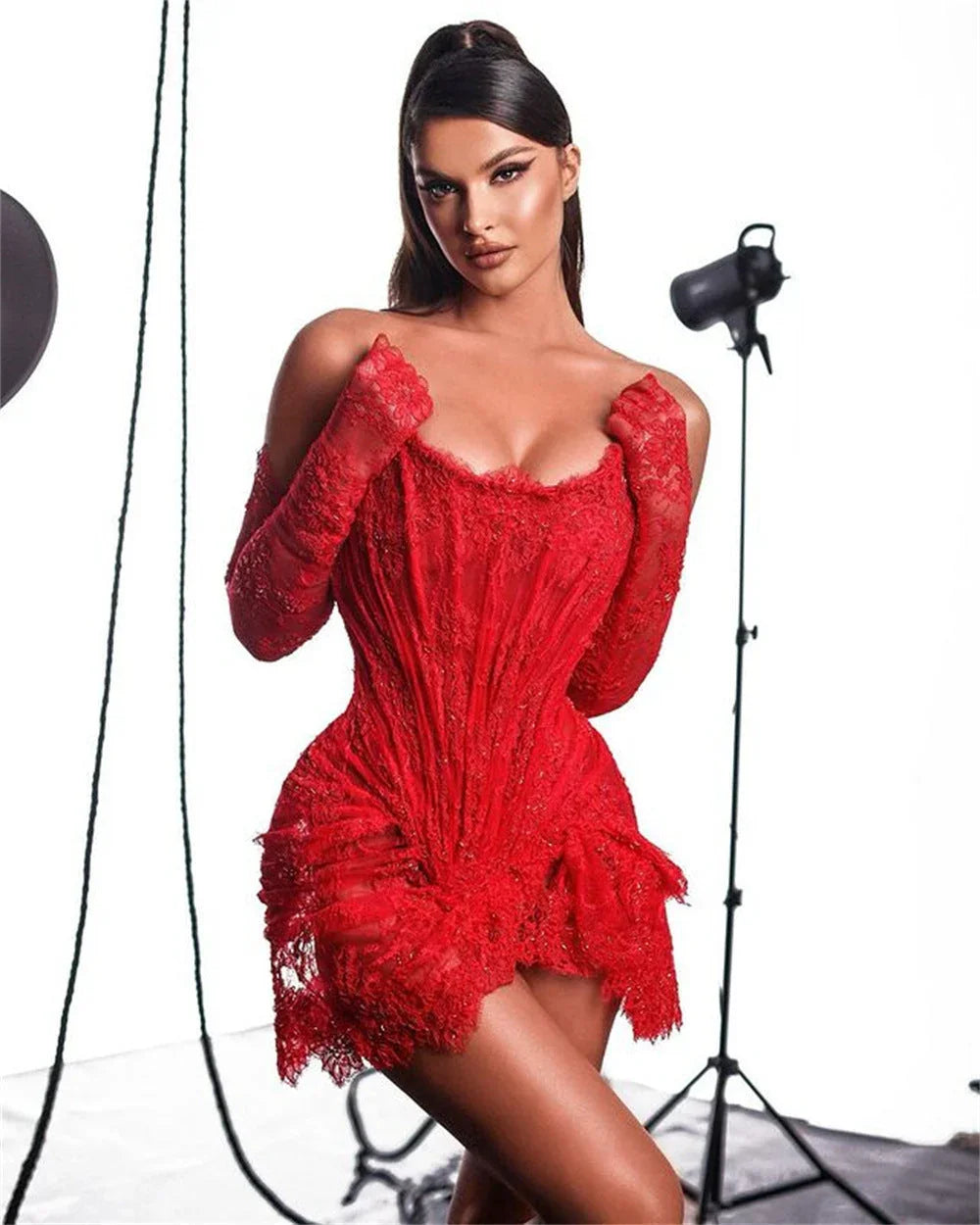 Abito da sera alla moda con top a tubo a manica lunga in pizzo per festeEX-STOCK Canada