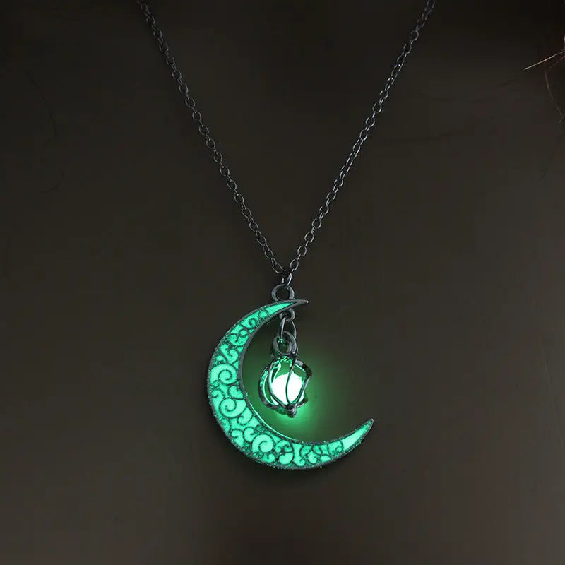 Glowing Pendant Necklaces Silver Plated Chain Necklaces - EX-STOCK Canada
