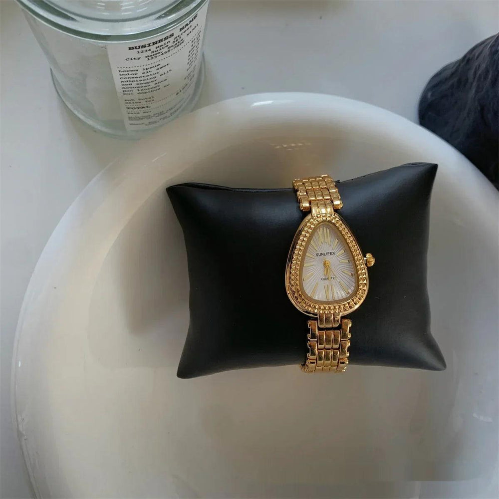 Montre Femme Chaîne Somptueuse Tête de Serpent DoréeEX-STOCK Canada