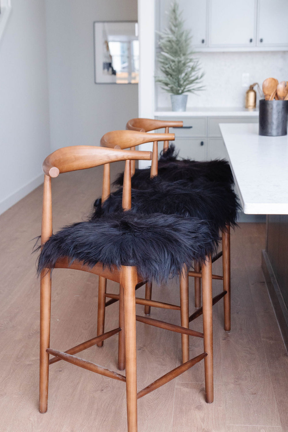 Black Icelandic Sheepskin Chair Pad