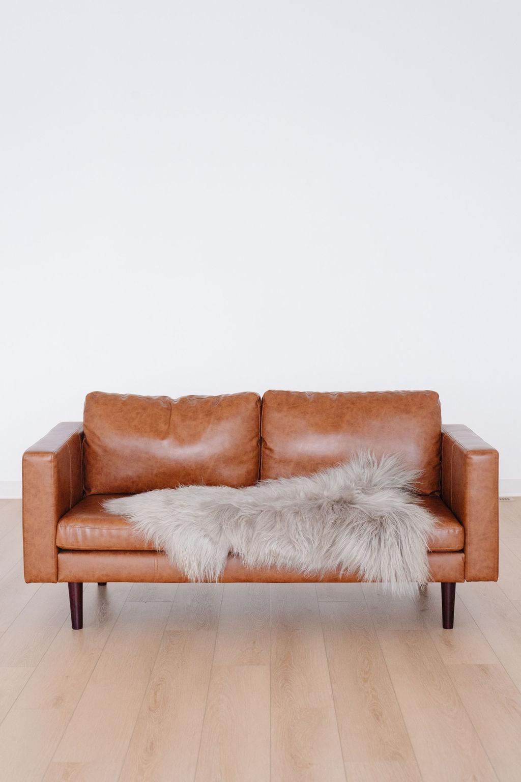 Linen Icelandic Sheepskin EX-STOCK Canada